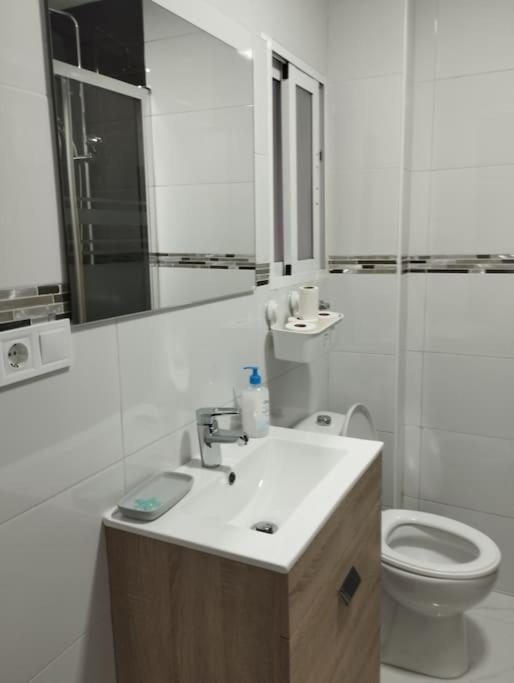 Apartamento Acogedor. Gelves Kültér fotó