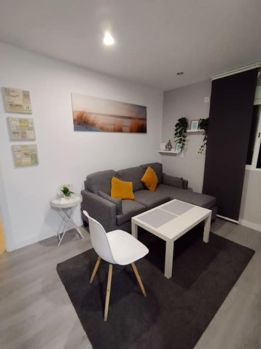 Apartamento Acogedor. Gelves Kültér fotó